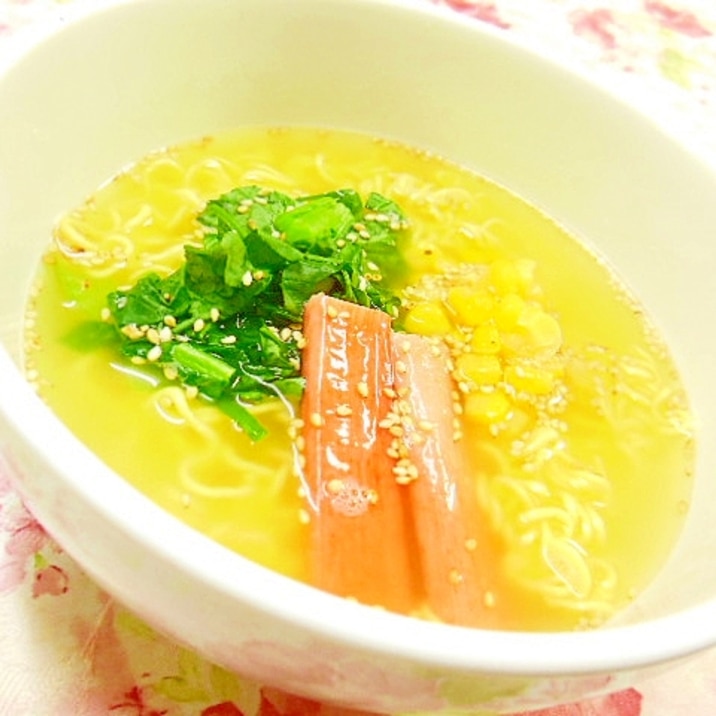 ❤カニかまと小松菜とコーンの塩バター・ラーメン❤